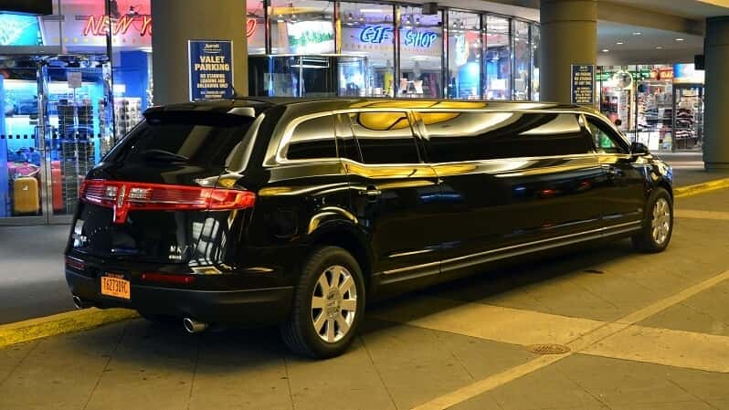 Stretch-Limo-10-Passenger-NYC-United-Limo-service-New-York-City