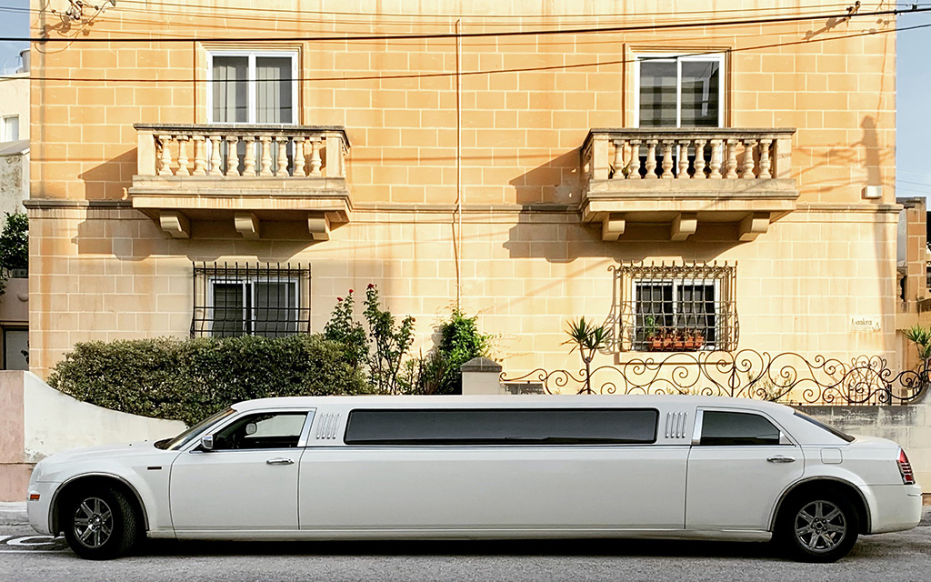 Reasons to Hire Our Limo Service