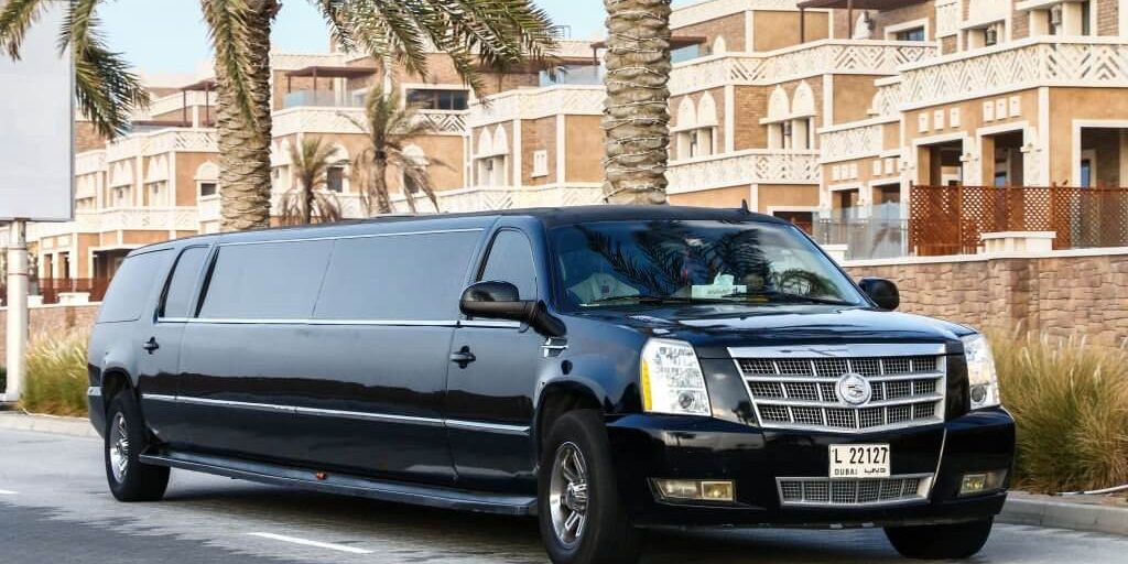 How to Find Limousine Service near Me in New York City: Luxury Awaits!