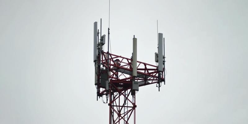 An image of a telecommunication tower